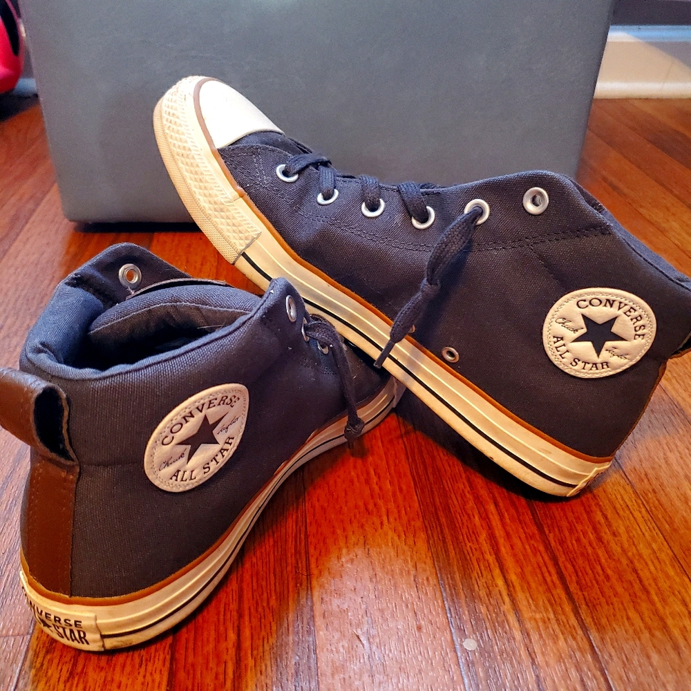 Converse Chuck Taylor Street Mid Sneake,